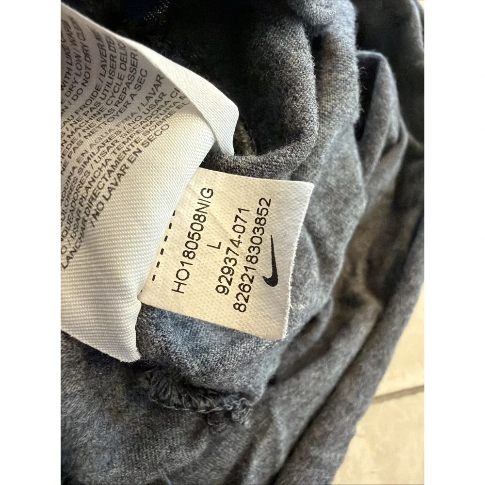 Nike Women Size L Grey Long Sleeve Just Do it Tshirt